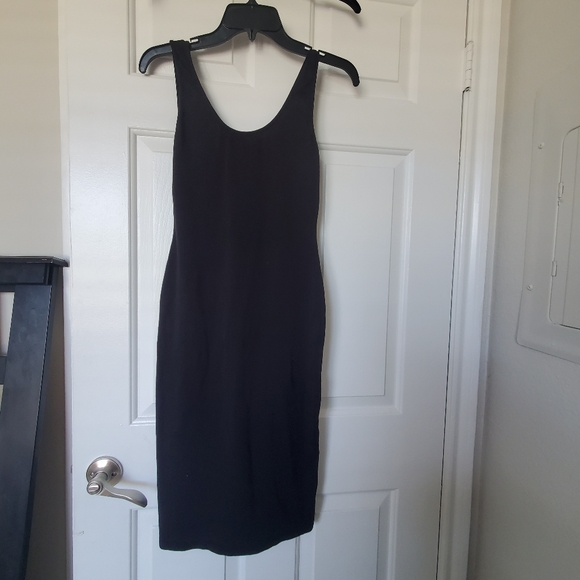 Black ⚫midi dress - Picture 2 of 6